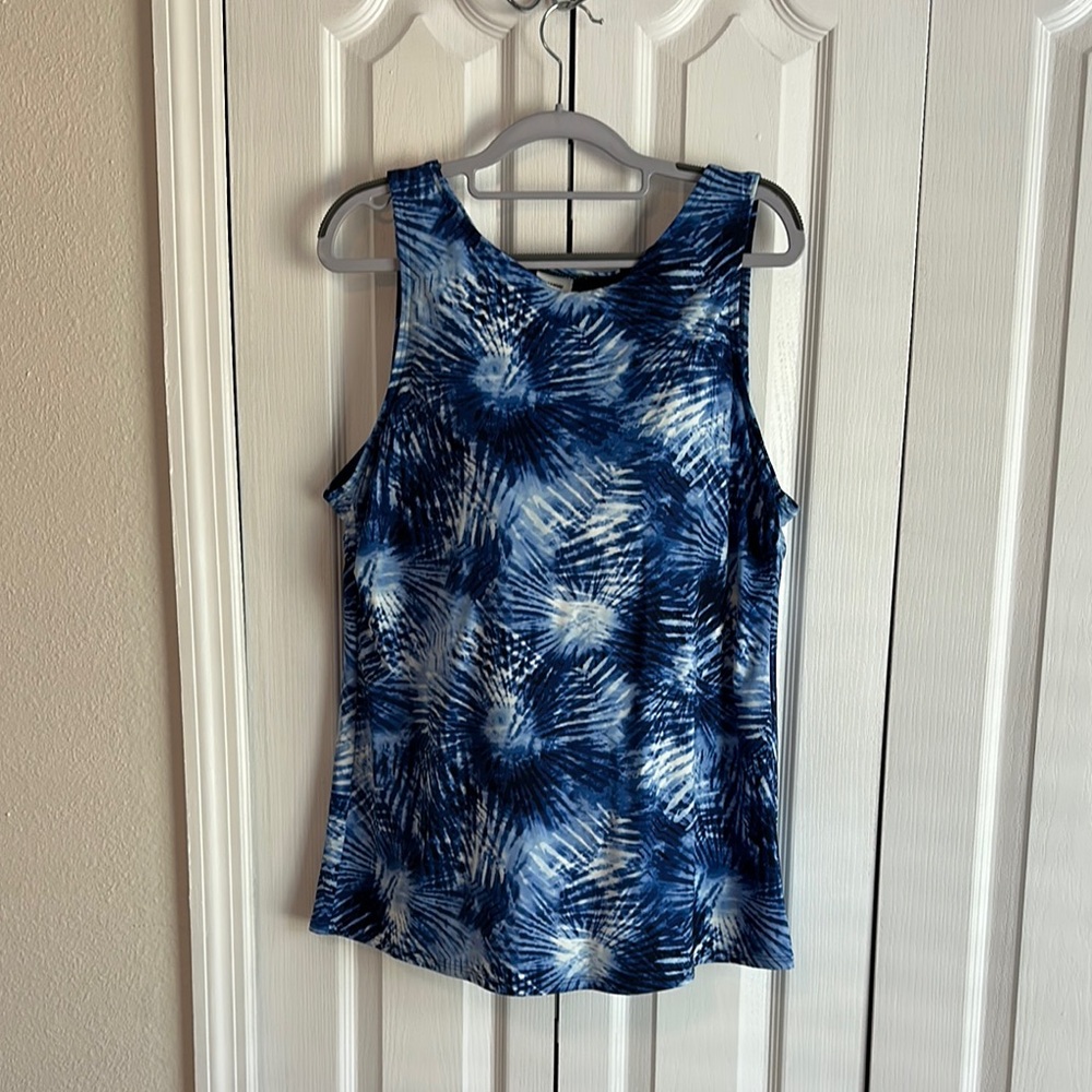 Lands’ End Blue Patterned Tie-Dye High-neck Tankini.